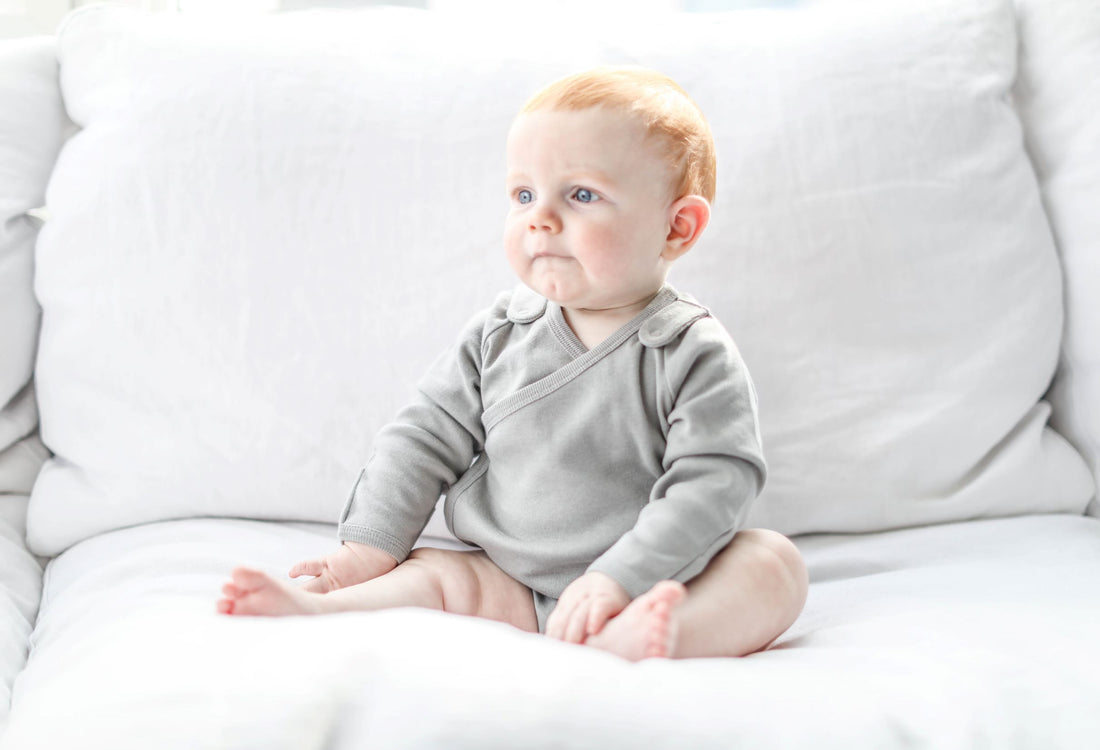 Smart Long Sleeve Bodysuit + Bib - Gray